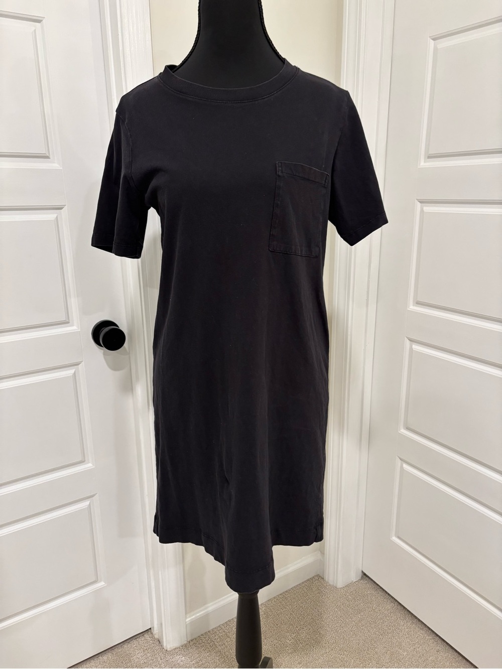 Everlane Black Pocket Tee Dress - Women